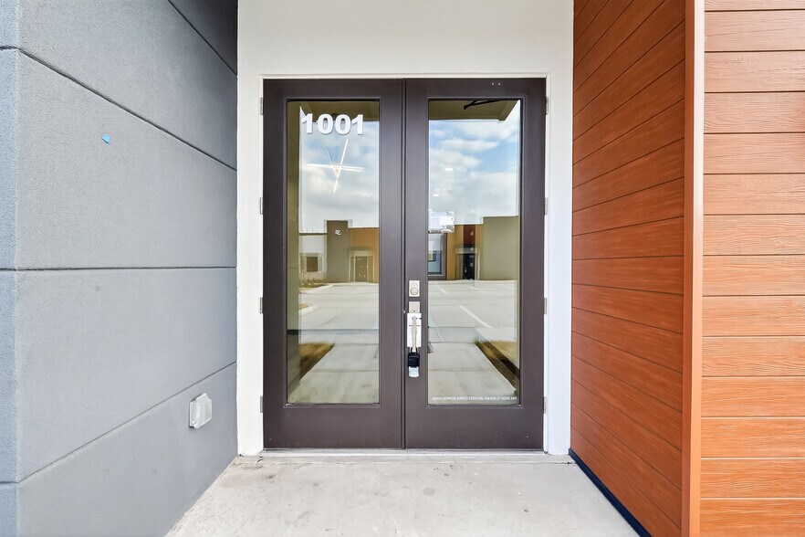 More Photos Of 5151 Meadow Ranch Pky, Richmond Office For Lease
