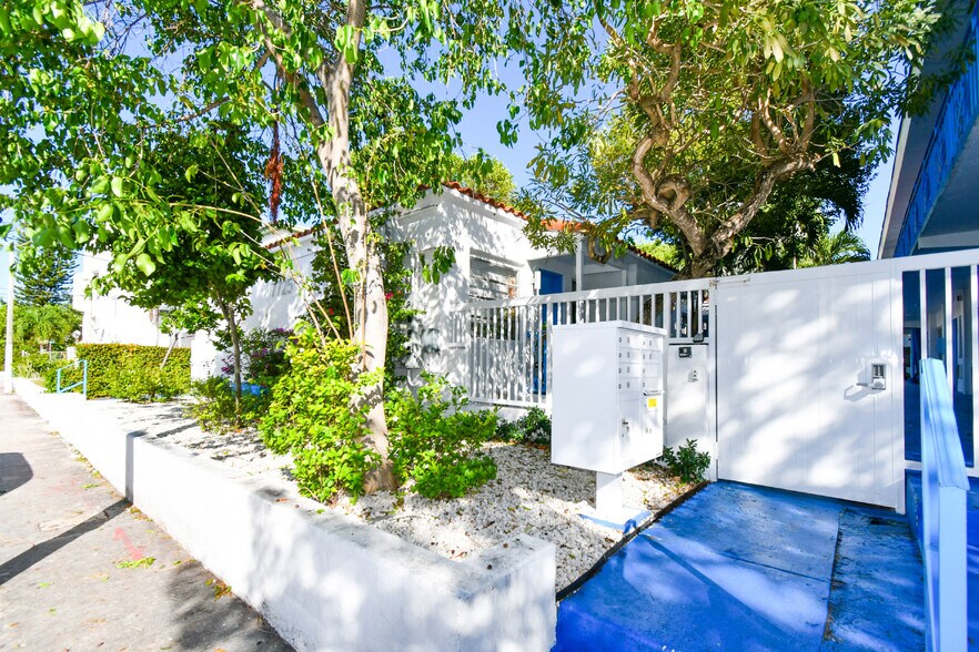 More Photos Of 7717 Byron Ave, Miami Beach Apartments For Sale