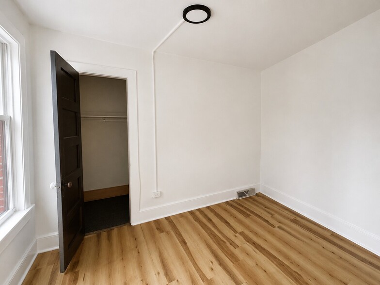 More Photos Of 346 Clinton St, Binghamton Storefront Retail Office For Sale