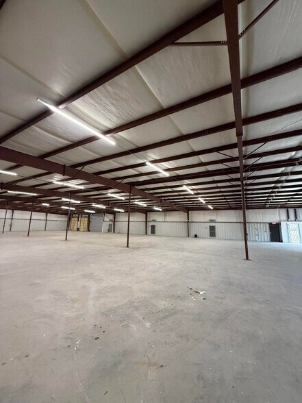 Primary Photo Of 133 Old Forreston Rd., Greeleyville Light Manufacturing For Sale