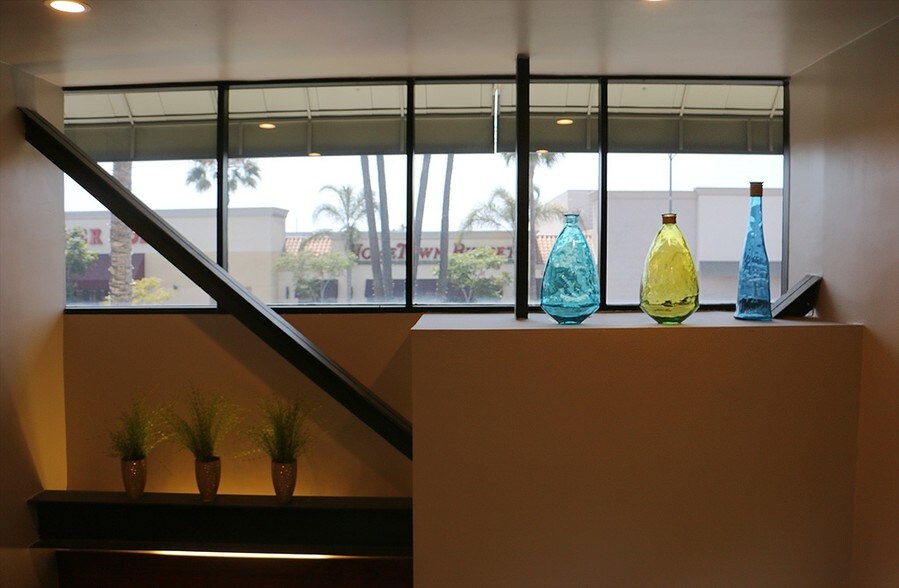 More Photos Of 8632 S Sepulveda Blvd, Los Angeles Storefront Retail Office For Lease