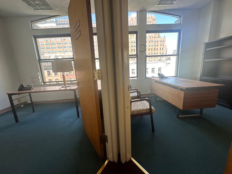 More Photos Of 314 W 14th St, New York Medical For Lease