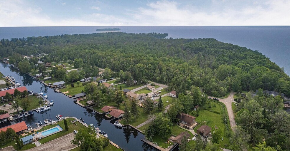 More Photos Of 1000 Strawberry Island, Rama Land For Sale