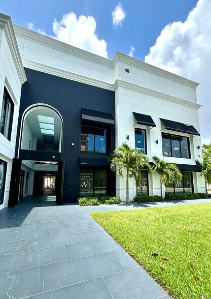 More Photos Of 2700 SW 3rd Ave, Miami Medical For Lease