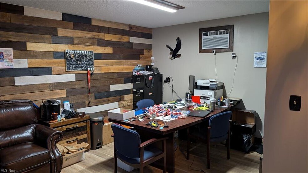 More Photos Of 22745 Alliance Sebring Rd, Alliance Light Manufacturing For Sale