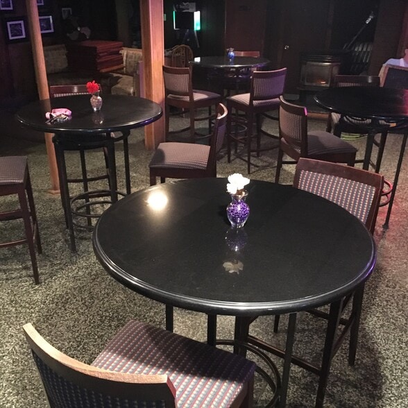 More Photos Of 726 Londontown Rd, Edgewater Restaurant For Sale