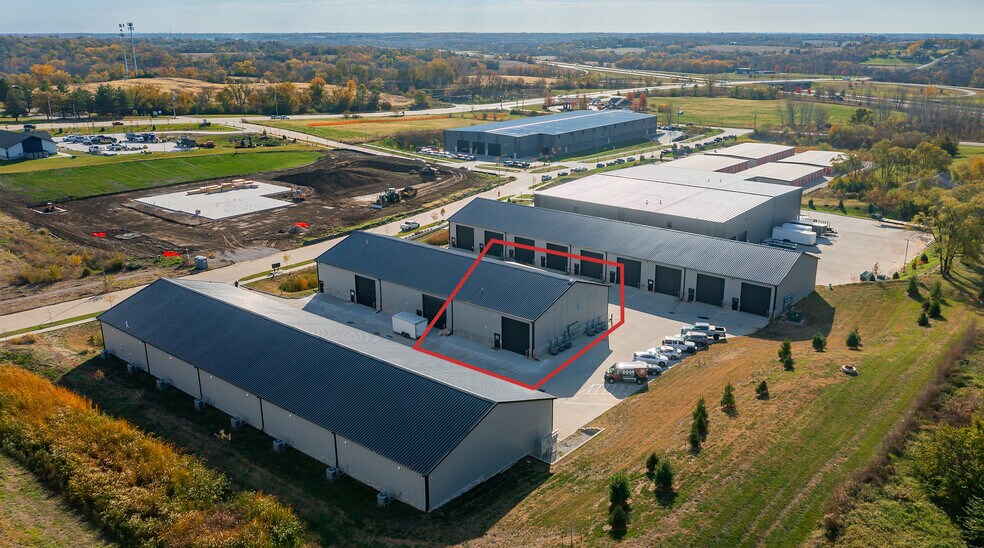 More Photos Of 7640 SW 22nd St, Des Moines Industrial For Sale