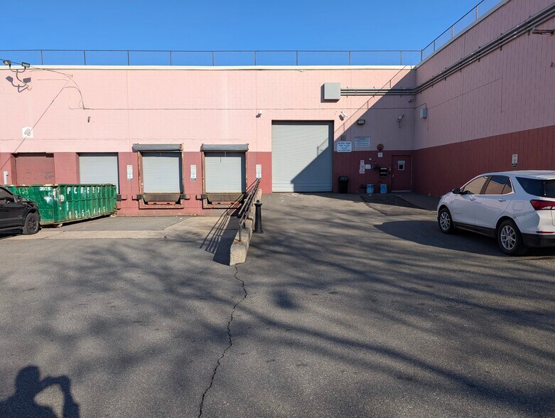 More Photos Of 10110 Foster Ave, Brooklyn Warehouse For Lease