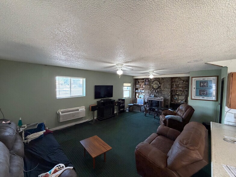 More Photos Of 1431 6th St, Umatilla Apartments For Sale