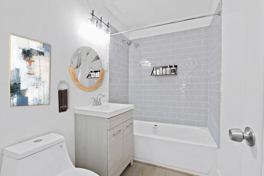 More Photos Of 6060-6068 Atlantic Ave, Long Beach Apartments For Sale