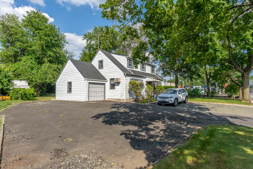 Primary Photo Of 2429 Vauxhall Rd, Union Township Office Residential For Sale