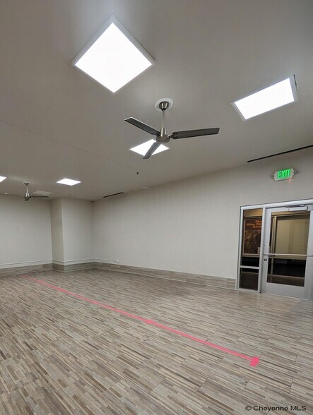 More Photos Of 1616 E Pershing Blvd, Cheyenne Freestanding For Lease