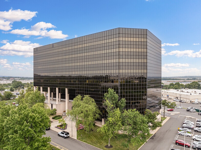 More Photos Of 110 Fieldcrest Ave, Edison Office For Lease