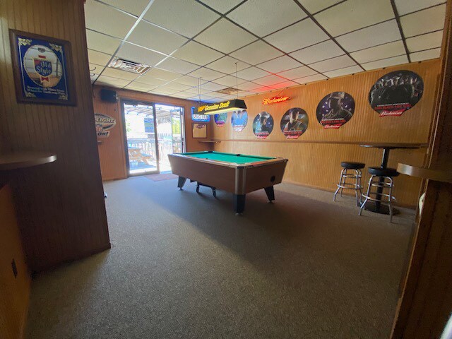 More Photos Of 1803 Main St, Green Bay Bar For Sale