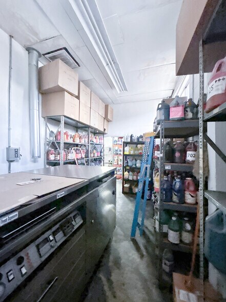 More Photos Of 3651 Beverly Blvd, Los Angeles Storefront For Lease