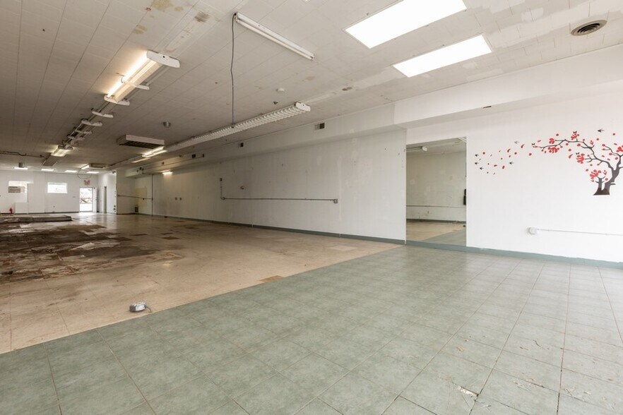 More Photos Of 390 Ramapo Valley Rd, Oakland Freestanding For Lease