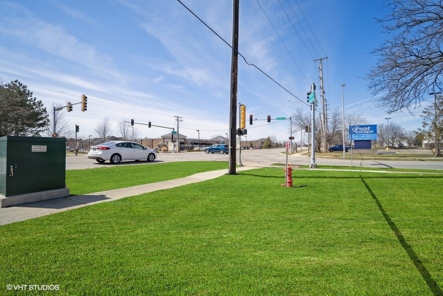 More Photos Of 1820 W Irving Park Rd, Schaumburg Fast Food For Sale