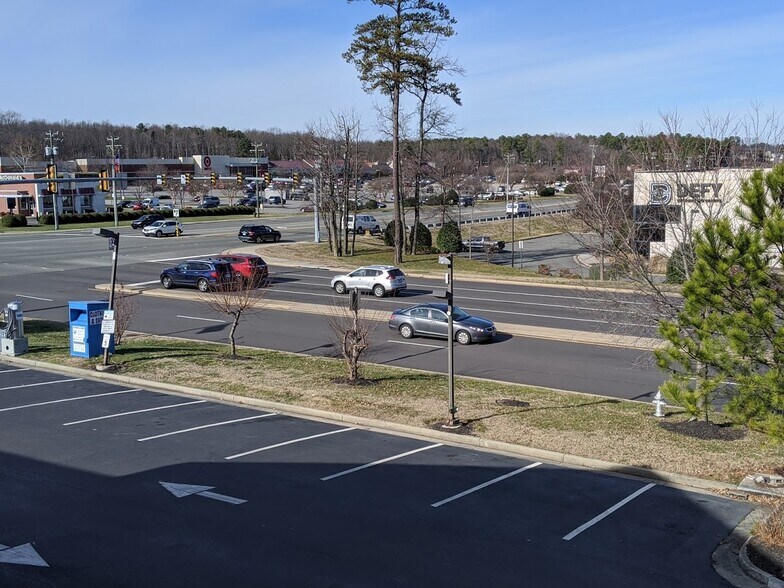 More Photos Of 9999 Brook Rd, Glen Allen Freestanding For Lease