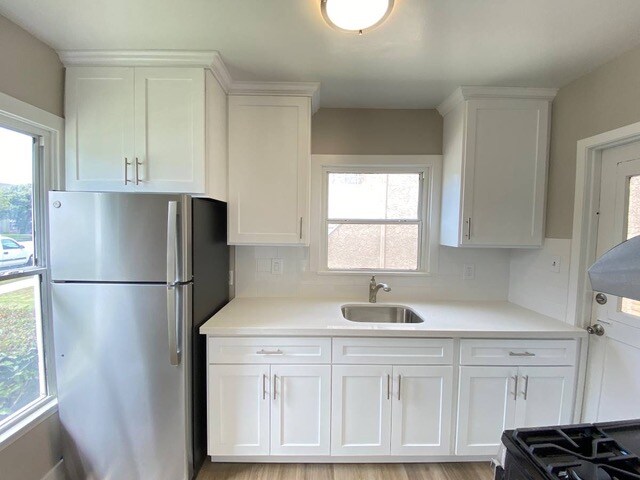 More Photos Of 2620 S Barrington Ave, Los Angeles Apartments For Sale