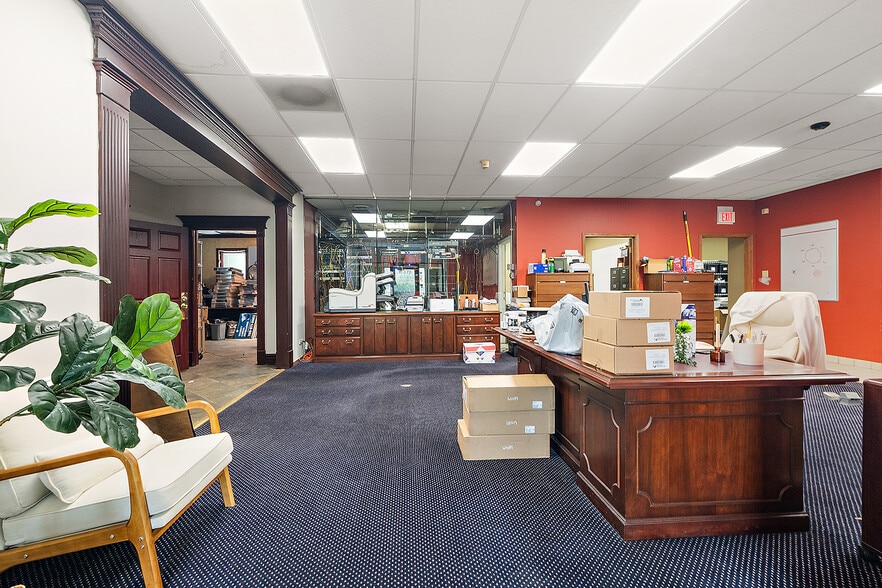More Photos Of 10470 164th Pl, Orland Park Office Residential For Sale
