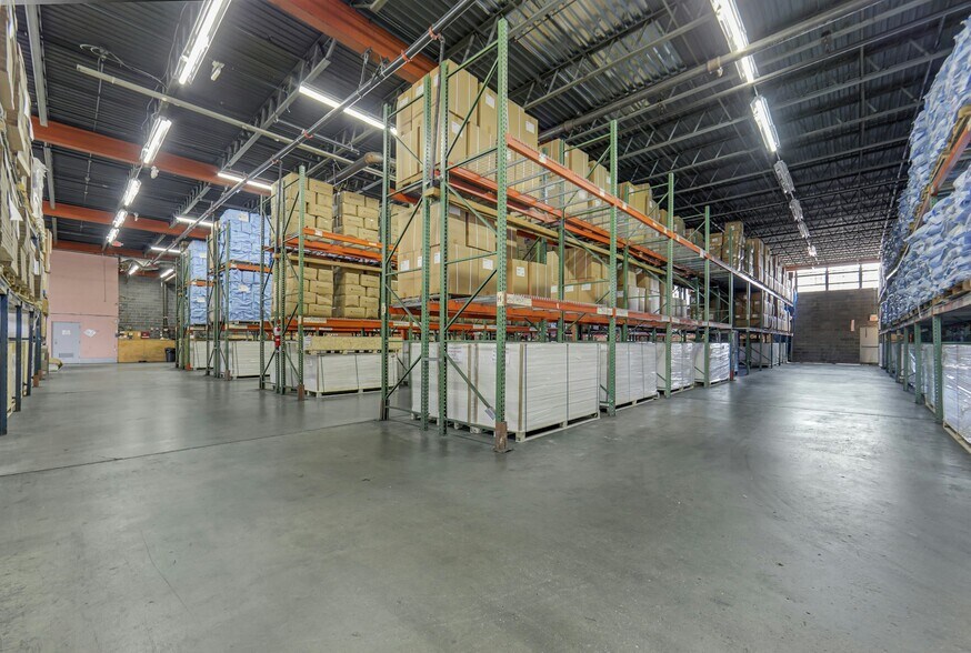 More Photos Of 370 Bergen Ave, Kearny Warehouse For Lease