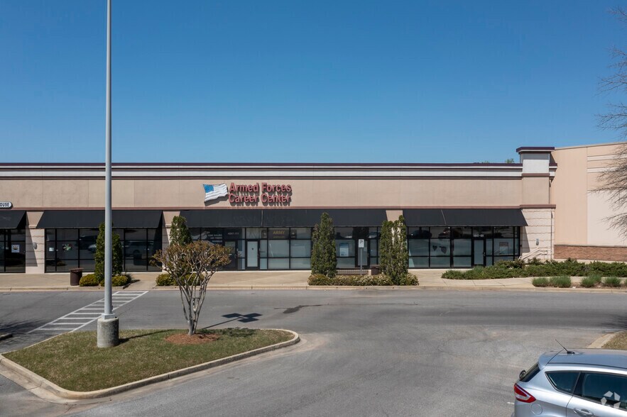 More Photos Of Eastern Valley Rd & I-459, Mc Calla Unknown For Lease