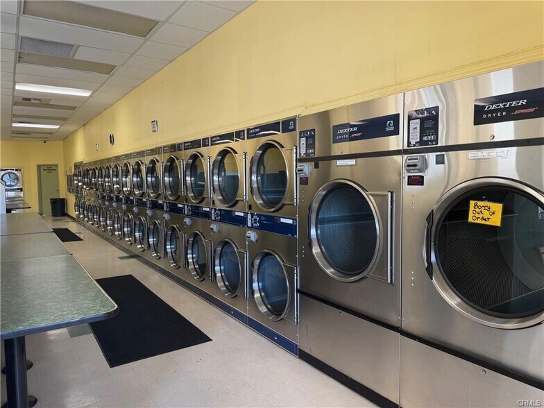 More Photos Of 5837 Clark Rd, Paradise Freestanding For Sale