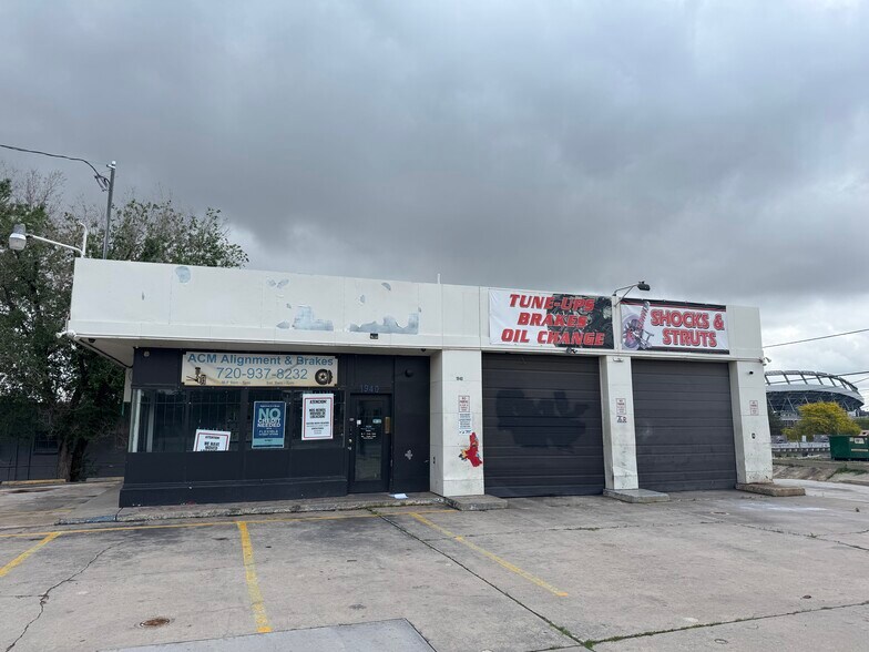 More Photos Of 1940 Federal Blvd, Denver Auto Repair For Sale