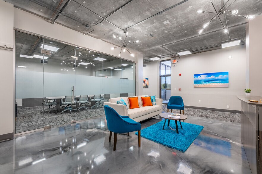 More Photos Of 2081 SE Ocean Blvd, Stuart Office For Sale