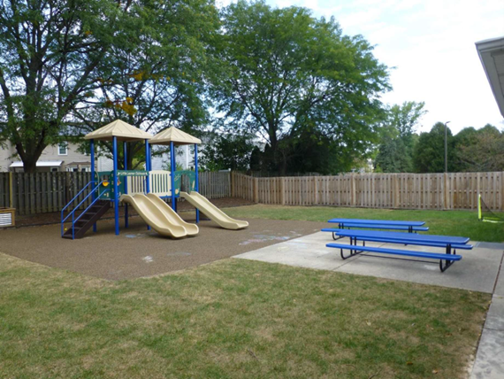 More Photos Of 2575 Plainfield Naperville Rd, Naperville Daycare Center For Sale