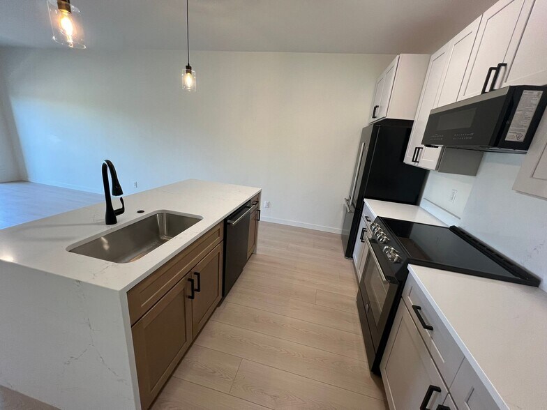 More Photos Of 295 E Appleway Ave, Coeur d'Alene Apartments For Lease