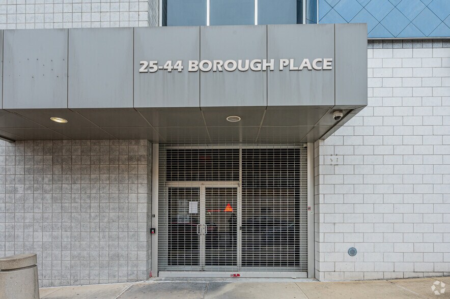 More Photos Of 2544 Borough Pl, Woodside Warehouse For Sale