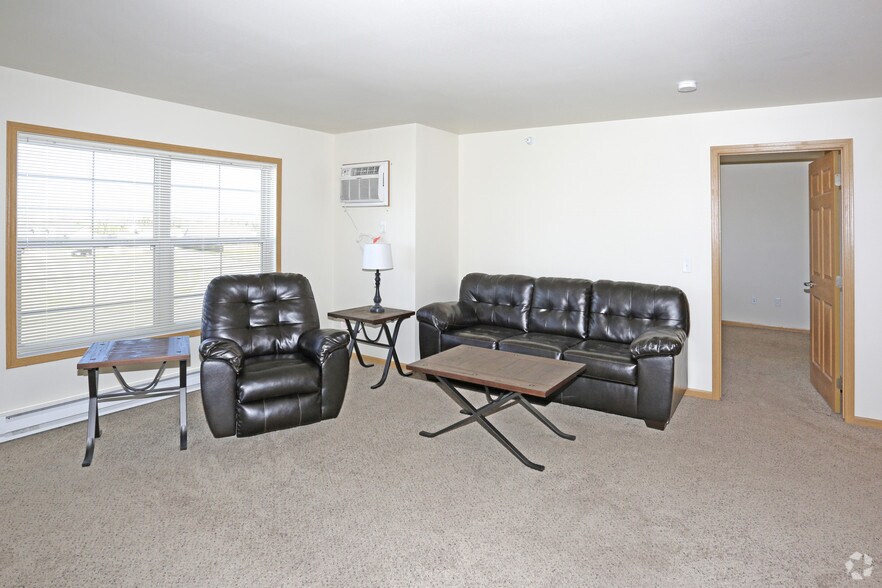 More Photos Of 501 12th Ave SE, Stanley Apartments For Lease