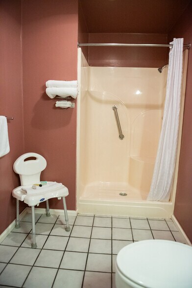 More Photos Of 360 Highway 62 E, Salem Hotel For Sale