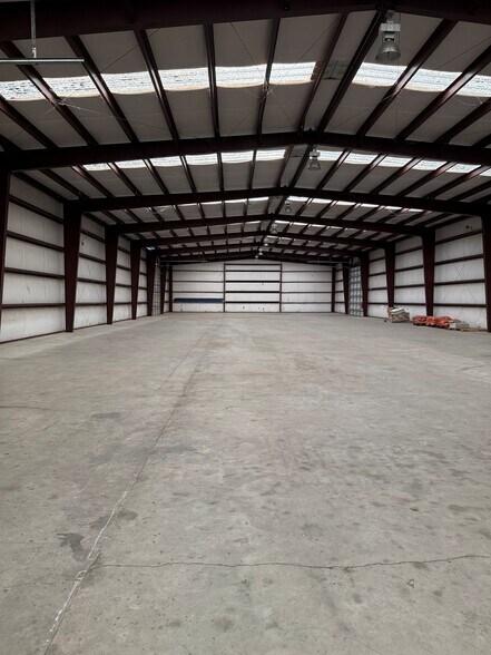 More Photos Of 15060 West Dr, Houston Manufacturing For Sale