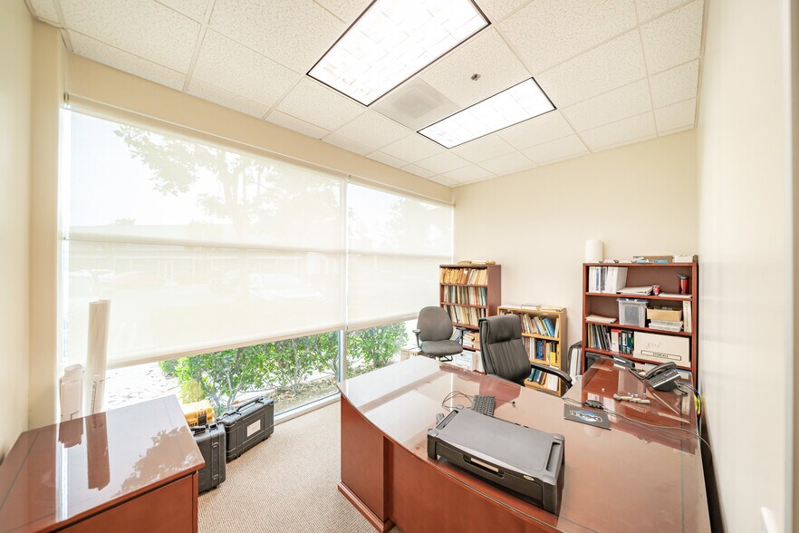 More Photos Of 9297-9311 Research Dr, Irvine Research And Development For Lease