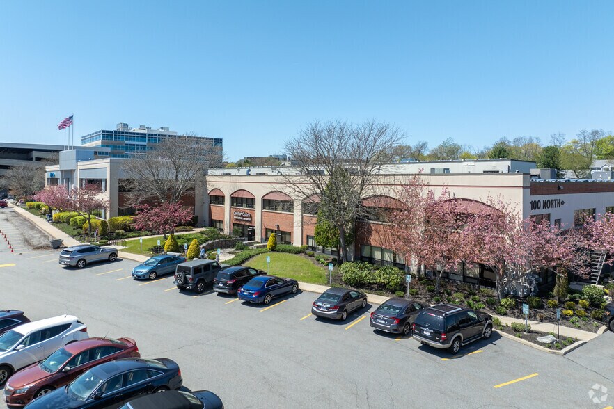 More Photos Of 100 Tradecenter Dr, Woburn Medical For Lease