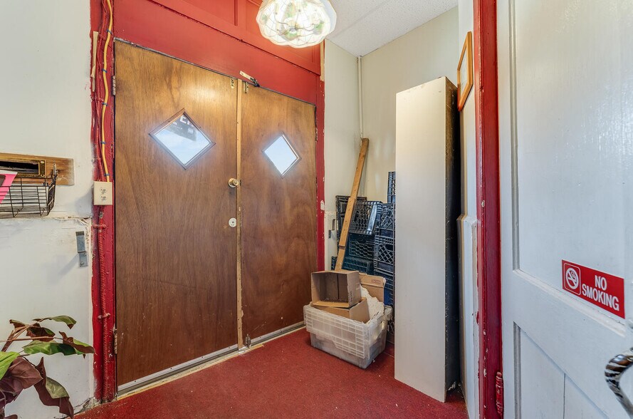 More Photos Of 220-222 Littleton Ave, Newark Religious Facility For Sale