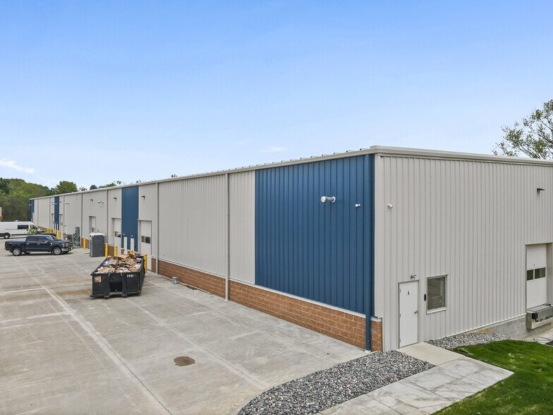More Photos Of 2844 Westway Drive, Brunswick Warehouse For Lease