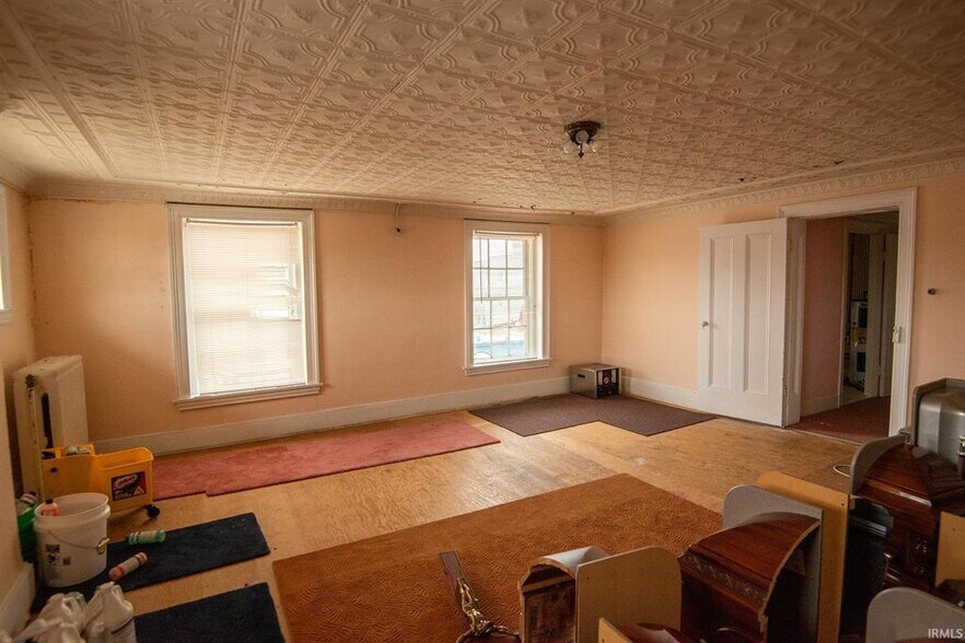 More Photos Of 505 Main St, Vincennes Office Residential For Sale