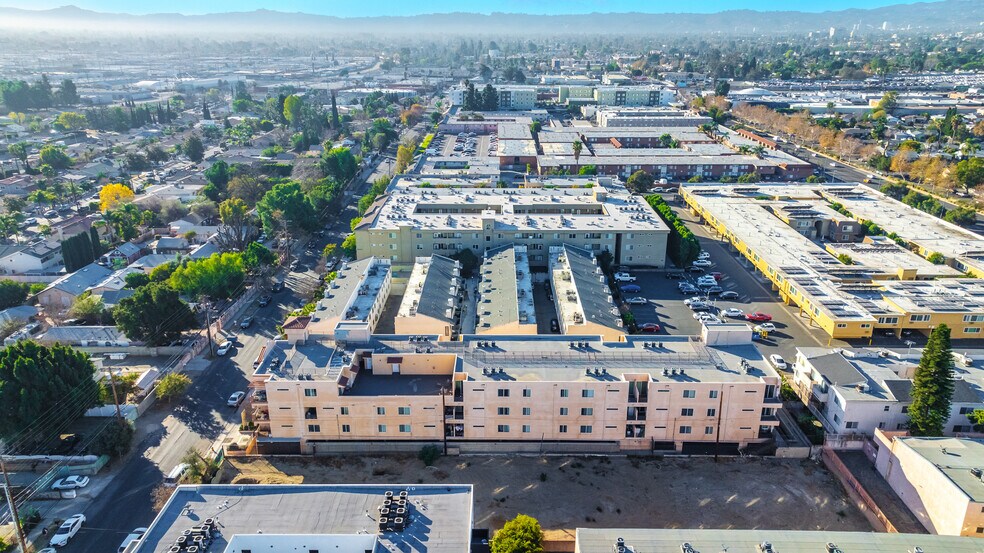 More Photos Of 7911 Ventura Canyon Ave, Panorama City Land For Sale