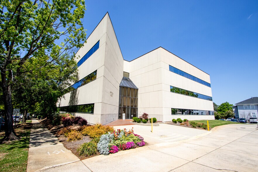 Primary Photo Of 1331 Elmwood Ave, Columbia Loft Creative Space For Lease