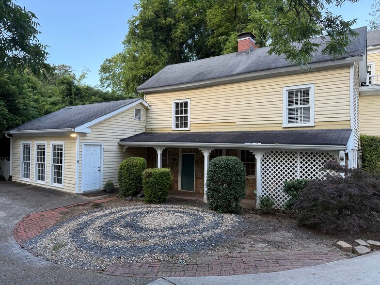 More Photos Of 1014 Canton St, Roswell Office Residential For Sale