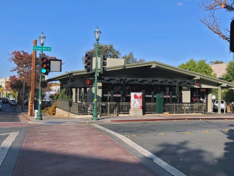 More Photos Of 1550 Olympic Blvd, Walnut Creek Restaurant For Lease