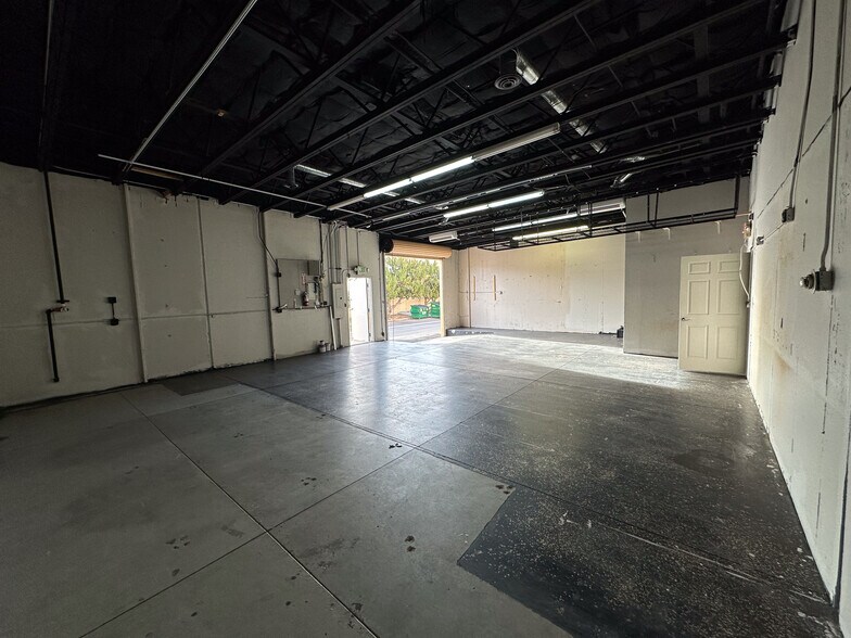 More Photos Of 770-780 Smithridge Dr, Reno Showroom For Lease