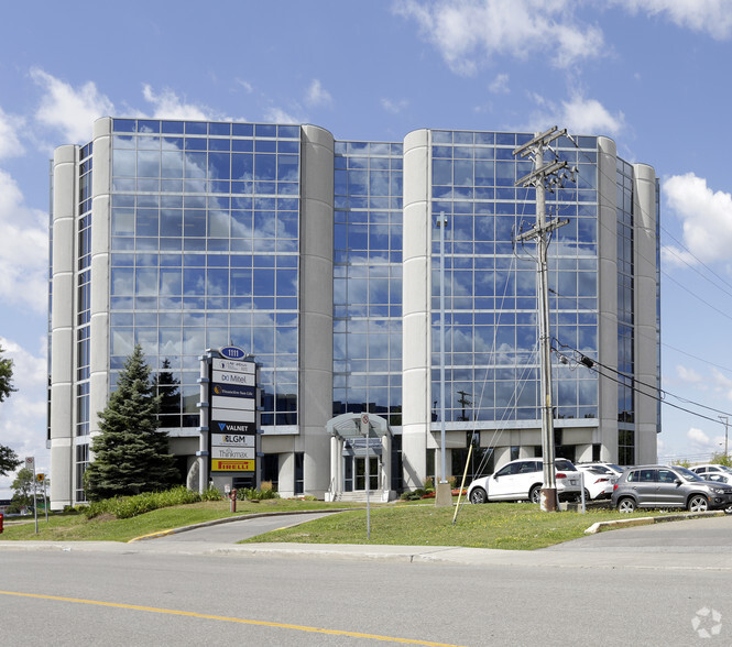 Primary Photo Of 1111 Boul Dr-Frederik-Philips, Montréal Coworking Space