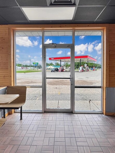 More Photos Of 1201 Craig Ave, Tracy Freestanding For Sale