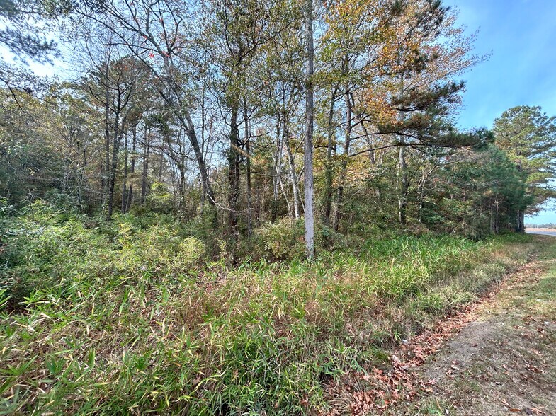 More Photos Of 2224 Governors rd, Windsor Land For Sale