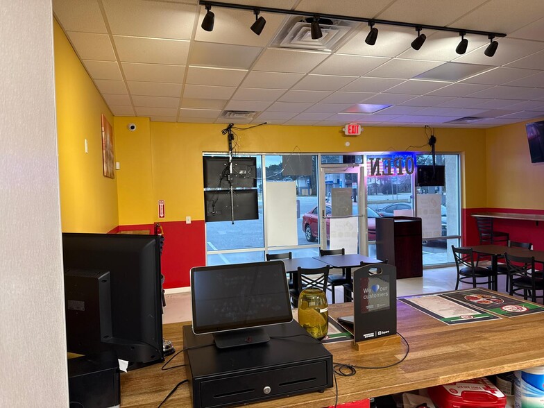 More Photos Of 4820 Augusta Rd, Garden City Freestanding For Lease