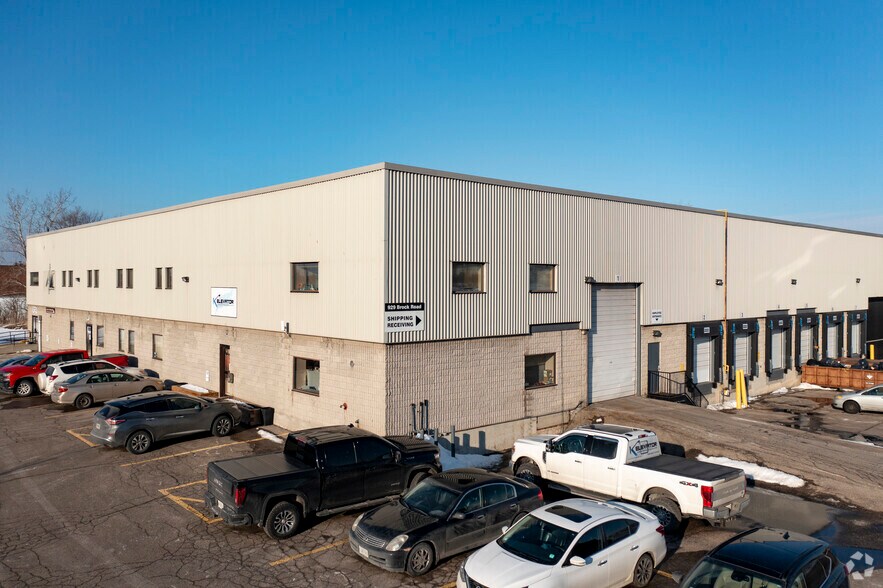 Primary Photo Of 929-931 Brock Rd, Pickering Manufacturing For Lease